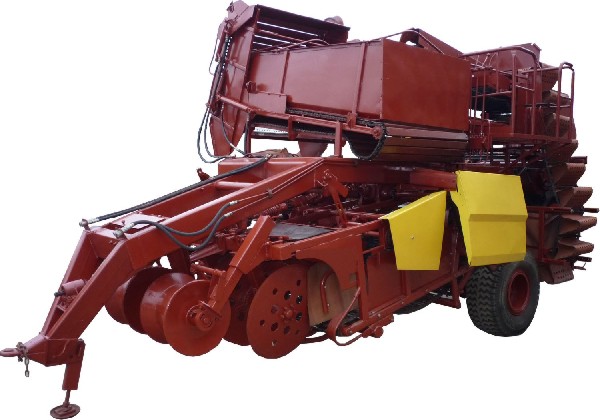 1291557660_image5ckpk2 Картофелеуборочный комбайн КПК 2-01