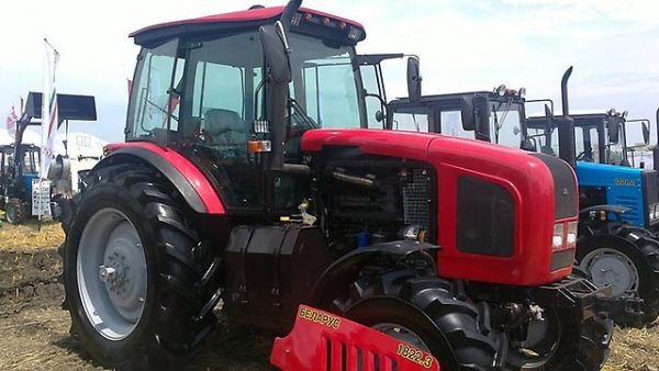 Трактор МТЗ 1822.3 / Беларус 1822.3