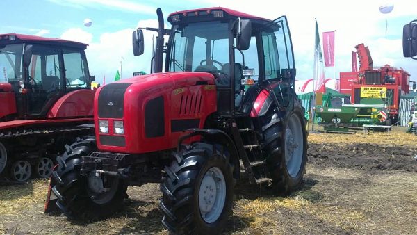 Трактор МТЗ 1822.3 / Беларус 1822.3