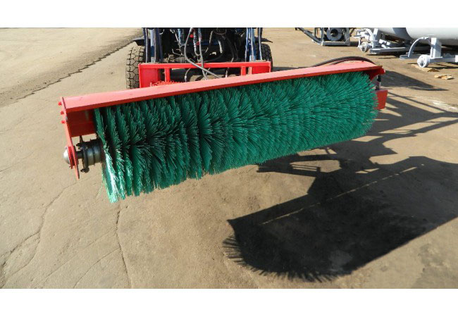 dscn7536-650x450 Оборудование Щеточное ПФН-0,9М.298.000 Навесное На Погрузчик